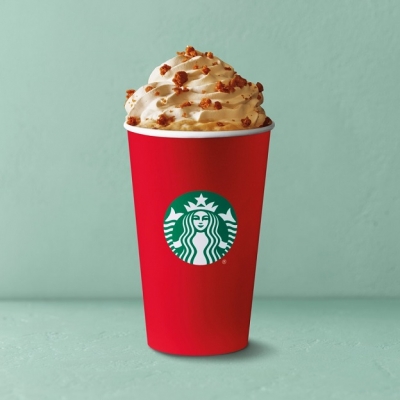 Starbucks představuje v&aacute;nočn&iacute; limitky n&aacute;pojů a zrnkov&eacute; k&aacute;vy.