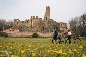 Na Velikonoce do středn&iacute;ch Čech. Region zve na oslavy jara, tradice i speci&aacute;ln&iacute; prohl&iacute;dky