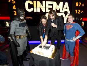 Zn&aacute;m&eacute; česk&eacute; tv&aacute;ře změřily s&iacute;ly se Supermanem i Batmanem