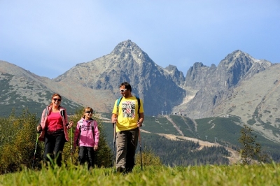 Barevn&yacute; podzim v Tatr&aacute;ch? Ide&aacute;ln&iacute; obdob&iacute; na turistiku i v&yacute;hodn&eacute; pobytov&eacute; bal&iacute;čky!
