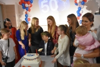 Kinder slav&iacute; 50. narozeniny