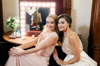 Iva Kubelkov&aacute; a T&aacute;ňa Kuchařov&aacute; maj&iacute; hlavn&iacute; role! A to rovnou v N&aacute;rodn&iacute;m divadle!
