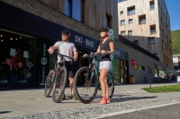 Pec pod Sněžkou: horsk&yacute; r&aacute;j, kde se potk&aacute;v&aacute; pohoda, styl a &scaron;pičkov&eacute; ubytov&aacute;n&iacute;