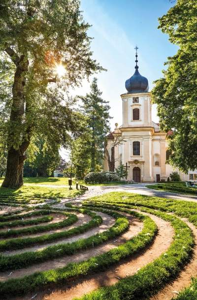 Př&iacute;běh z&aacute;chrany a &uacute;spěchu z&aacute;mku Loučeň se p&iacute;&scaron;e už 25 le