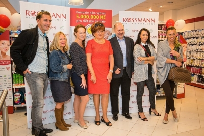 ROSSMANN odstartoval pětidenní charitativní projekt 5.000.000 Kč pro dětský úsměv