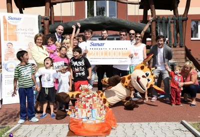 Charitativn&iacute; projekt Chinaski a značky Sunar  na pomoc potřebn&yacute;m dětem