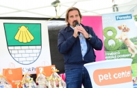 Pes V&aacute;clava Kopty poslouch&aacute; na pož&aacute;d&aacute;n&iacute;