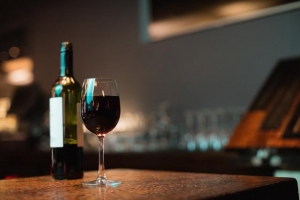 7 z&aacute;kladn&iacute;ch typů v&iacute;n pro &bdquo;nevinaře&ldquo; aneb je Chardonnay lehk&eacute; nebo těžk&eacute;?