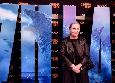 Basikov&aacute; zase ve sv&eacute; kůži! Na filmovou premi&eacute;ru dorazila o 10 let mlad&scaron;&iacute;