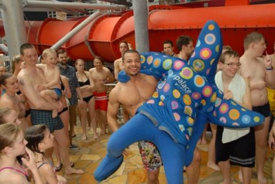 Slavnostn&iacute; zah&aacute;jen&iacute; letn&iacute; sez&oacute;ny v Aquapalace! Při&scaron;li se pod&iacute;vat i hvězdy ze showbusinessu!