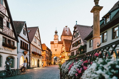 Dal&scaron;&iacute; pam&aacute;tky světov&eacute;ho dědictv&iacute; UNESCO