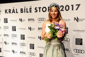 Ester Ledeck&aacute; je i letos Kr&aacute;lovnou b&iacute;l&eacute; stopy