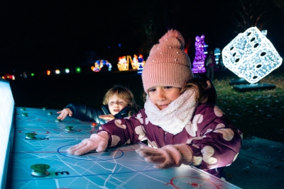 Mikul&aacute;&scaron; a čerti v LUMINA PARKu