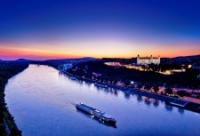 Nechte se na Valent&yacute;na h&yacute;čkat v luxusn&iacute;m Kempinski Hotelu River Park