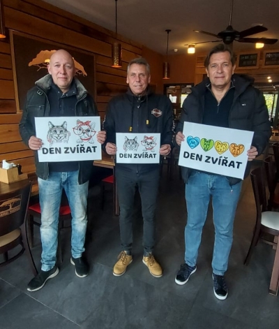 Proč Milan &Scaron;teindler spadl z postele