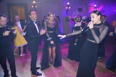 Proč chv&aacute;lili m&iacute;sto Moniky Bag&aacute;rov&eacute; jej&iacute; auto?
