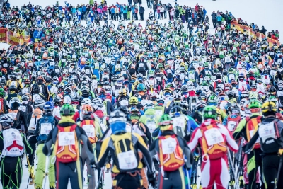 Nočn&iacute; z&aacute;vod Sellaronda Skimarathon prověř&iacute; s&iacute;lu i odhodl&aacute;n&iacute;