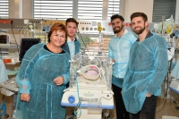 Čtyřn&aacute;sobn&yacute; křest se uskutečnil v Nemocnici Na Bulovce!