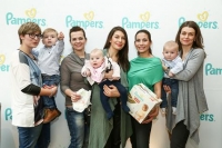 Zn&aacute;m&aacute; zpěvačka se stala ambasadorskou Pampers Premium Care Pants