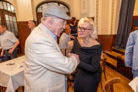 Přežili stolet&iacute;. V&yacute;jimečn&eacute; osobnosti se setkaly nad knihou &bdquo;Až do sto dvaceti let&ldquo;