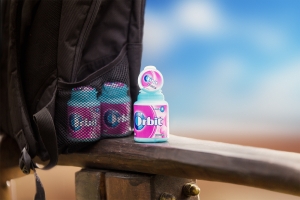 Růžov&eacute; žv&yacute;k&aacute;n&iacute; Orbit Bubblemint nově v d&oacute;ze a vždy po ruce